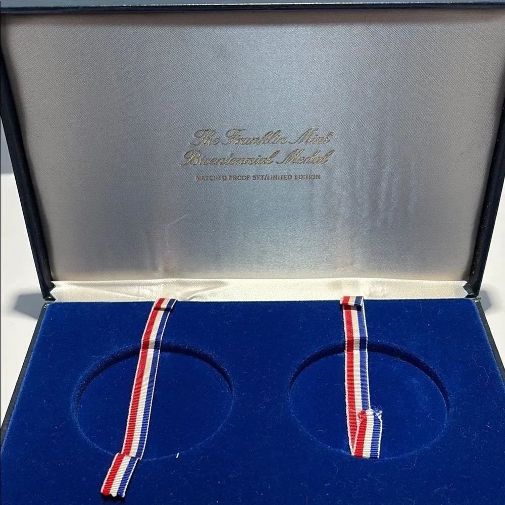 Blue large coin Display Case with Red White Blue Ribbon